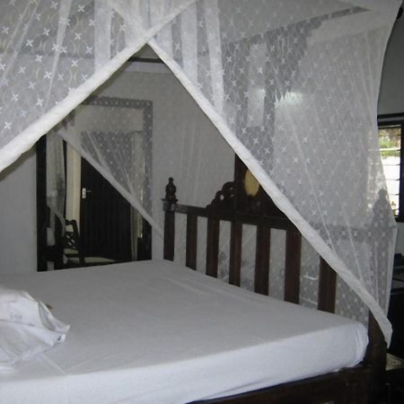 Scorpio Villas Resort Малинди Екстериор снимка