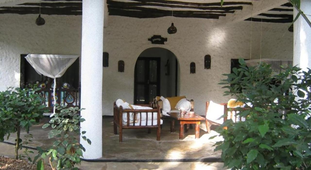 Scorpio Villas Resort Малинди Екстериор снимка