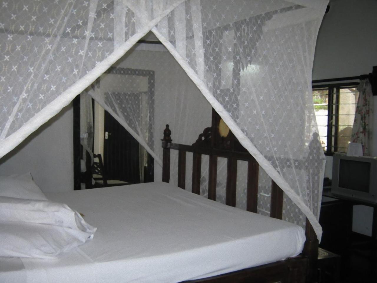 Scorpio Villas Resort Малинди Екстериор снимка